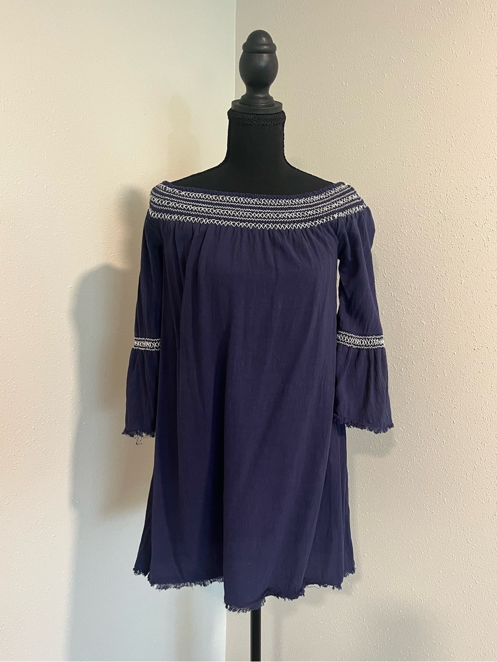 Braeve Anthropologie Off-Shoulder Linen Blend Embroidered Women's Dress Small